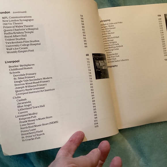 The Beatles’ England book There are places I’ll remember Bacon & Maslow Signed - Picture 7 of 8